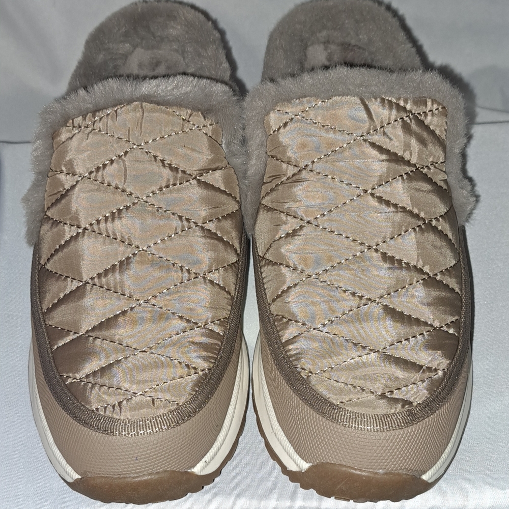 Baretraps shose